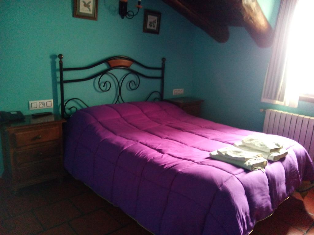 Hostal Venta Liara Allepuz Esterno foto