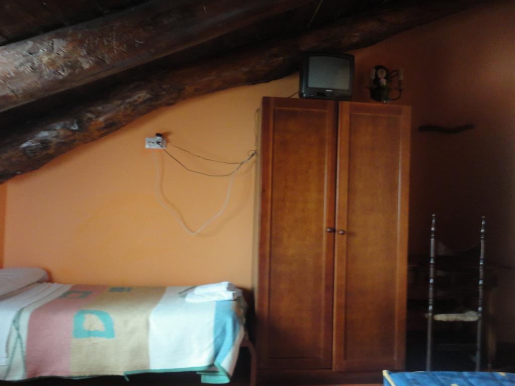 Hostal Venta Liara Allepuz Camera foto