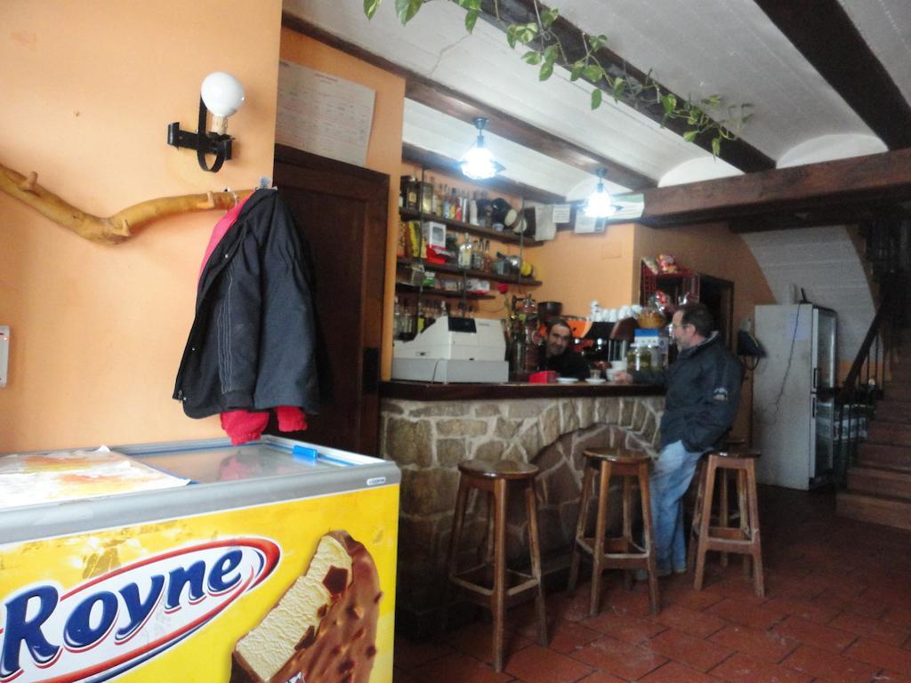 Hostal Venta Liara Allepuz Esterno foto