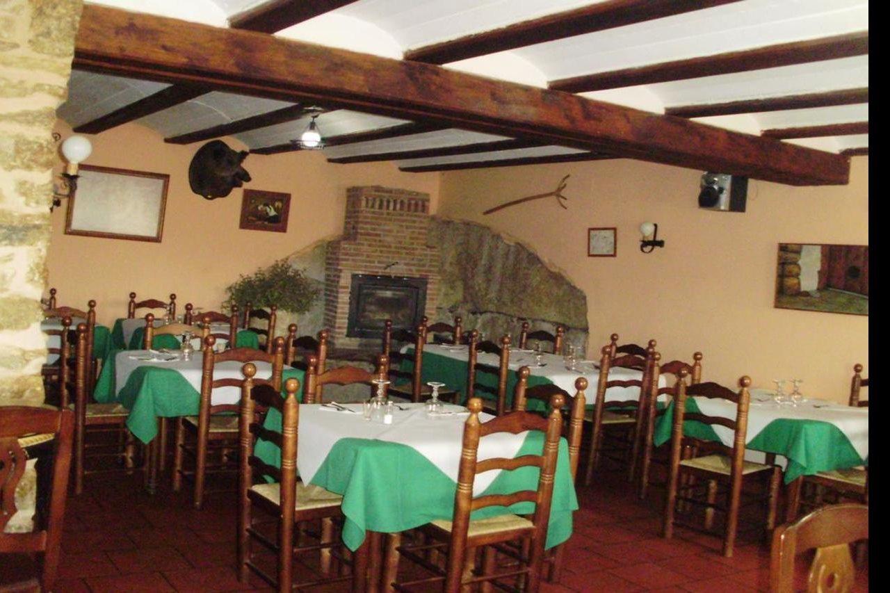 Hostal Venta Liara Allepuz Esterno foto